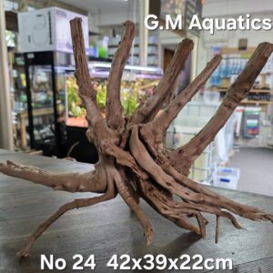 Spider / Slim wood No 24 42x39x22cm